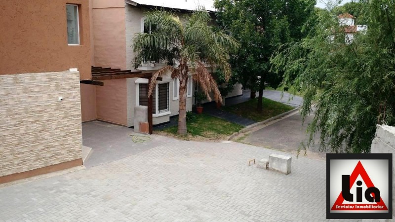 OPORTUNIDAD -TEJAS DEL SUR- DUPLEX 3 DOR-USD 155.000-