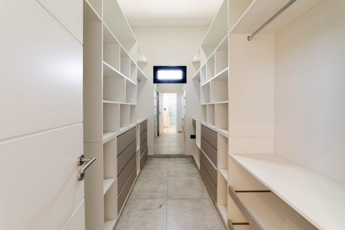 FINCAS 2- CASA LLAVE EN MANO CON PILETA- FRENTE A ESPACIO VERDE