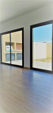PRADOS DE MANANTIALES -DÚPLEX DELUXE--3 DOR-3 BAÑOS-PATIO-COCHERA X2