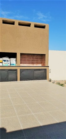 PRADOS DE MANANTIALES -DÚPLEX DELUXE--3 DOR-3 BAÑOS-PATIO-COCHERA X2