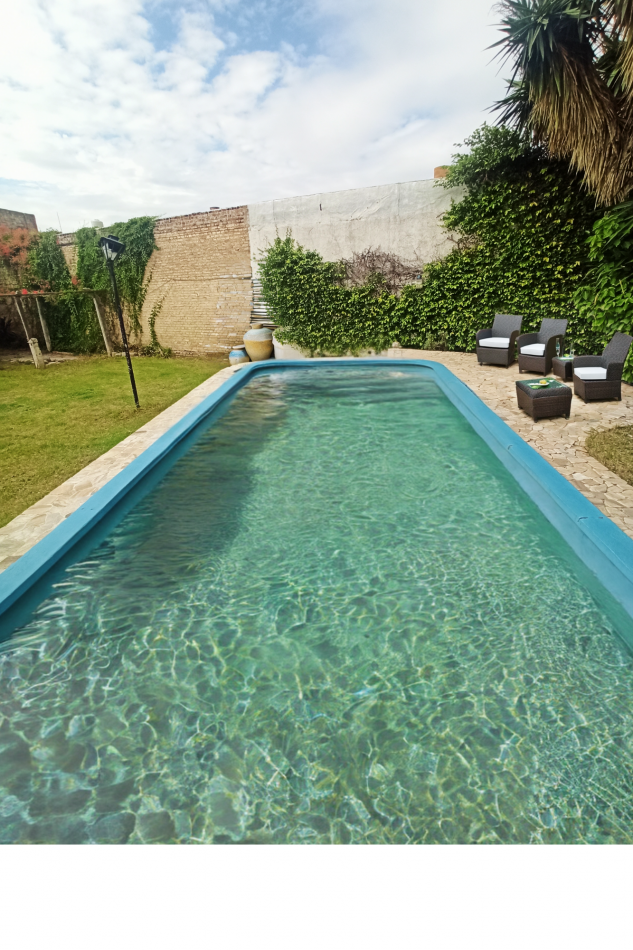 DOS CASAS - ZONA (C5) PB + 5 PISOS - LOTE DE 515 m2 -