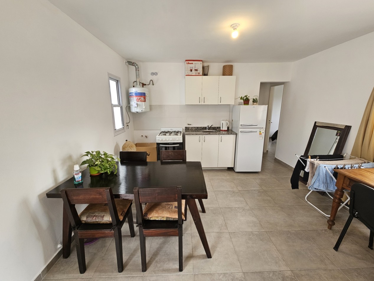 DEPARTAMENTO NUEVO DE UN DORMI SIN EXPENSAS, EN PLANTA ALTA POR ESCALERA.