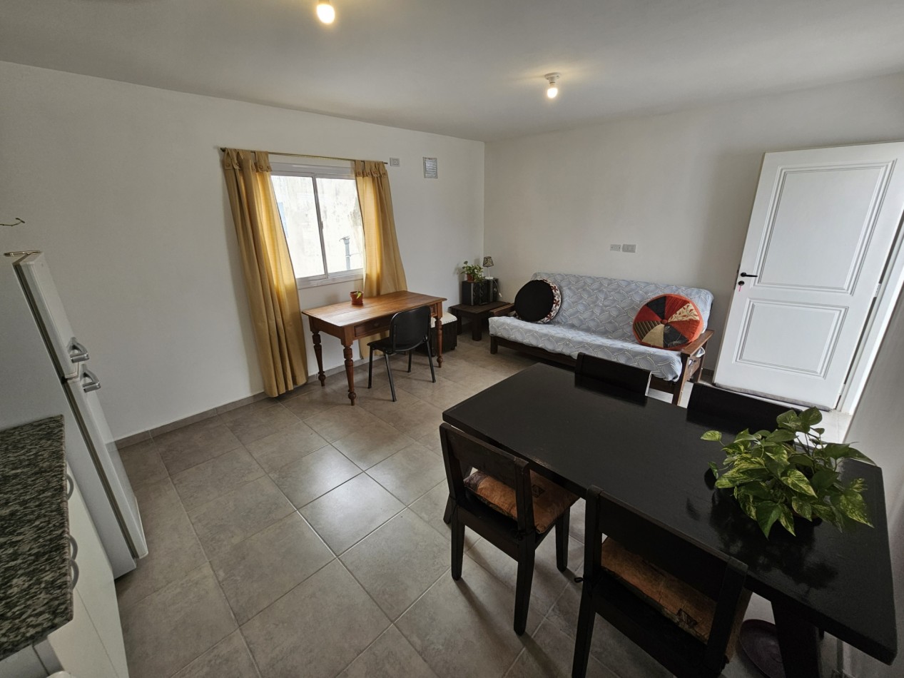 DEPARTAMENTO NUEVO DE UN DORMI SIN EXPENSAS, EN PLANTA ALTA POR ESCALERA.