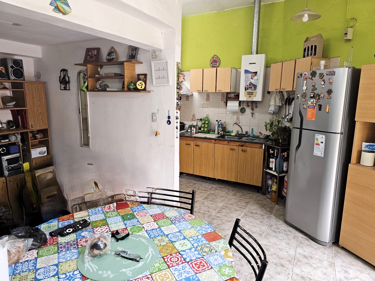DOS LOCALES COMERCIALES 612M2 TOTALES SOBRE ARMADA ARGENTINA