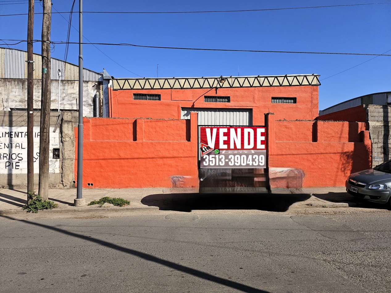DOS LOCALES COMERCIALES 612M2 TOTALES SOBRE ARMADA ARGENTINA