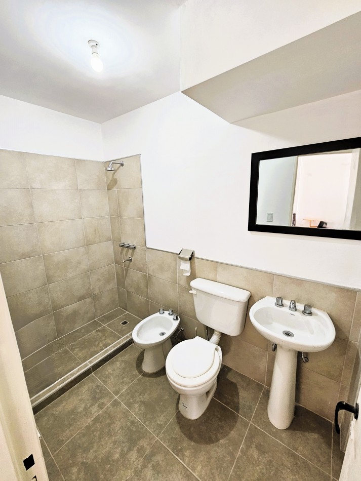 NUEVO - DUPLEX DE UN DORMI - PATIO - NO PAGA EXPENSAS