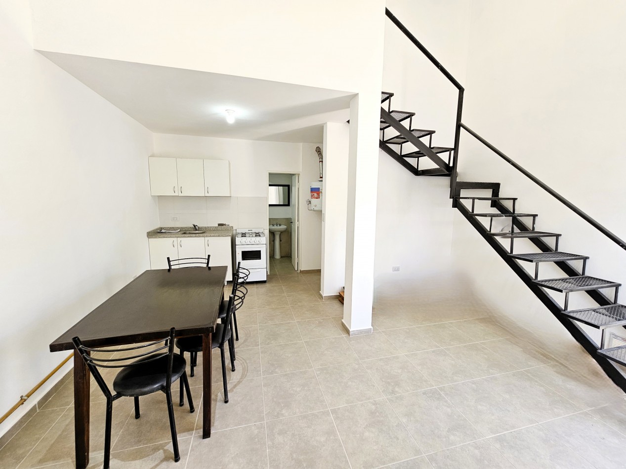 NUEVO - DUPLEX DE UN DORMI - PATIO - NO PAGA EXPENSAS