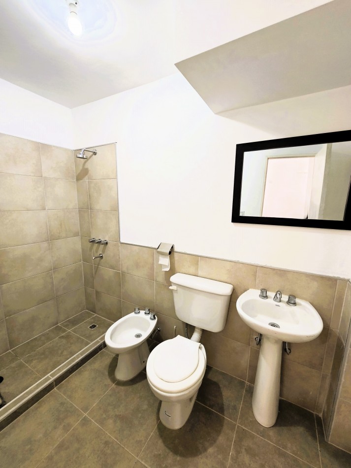NUEVO - DUPLEX DE UN DORMI - PATIO - NO PAGA EXPENSAS