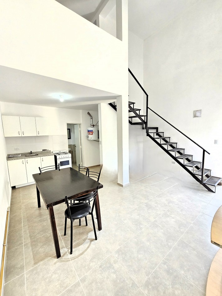 NUEVO - DUPLEX DE UN DORMI - PATIO - NO PAGA EXPENSAS