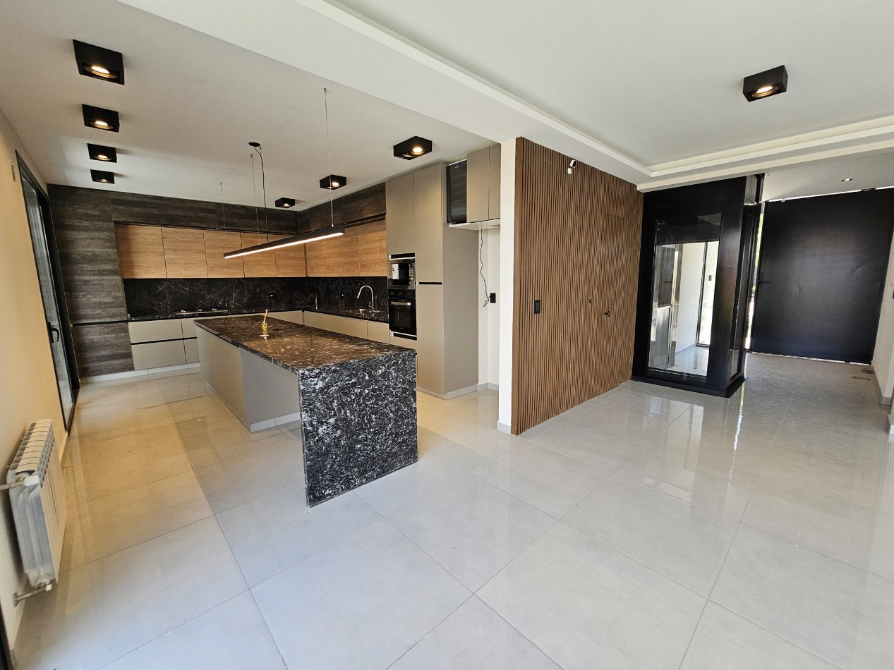 GREENVILLE 2 | CASA A ESTRENAR CON ASCENSOR | DISEÑO PREMIUM Y ACCESIBILIDAD TOTAL
