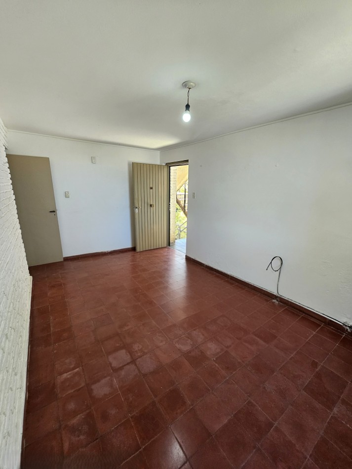 2 dorm SIN EXPENSAS | Super luminoso (frente y contrafrente) | Kennedy - Benatti 555 