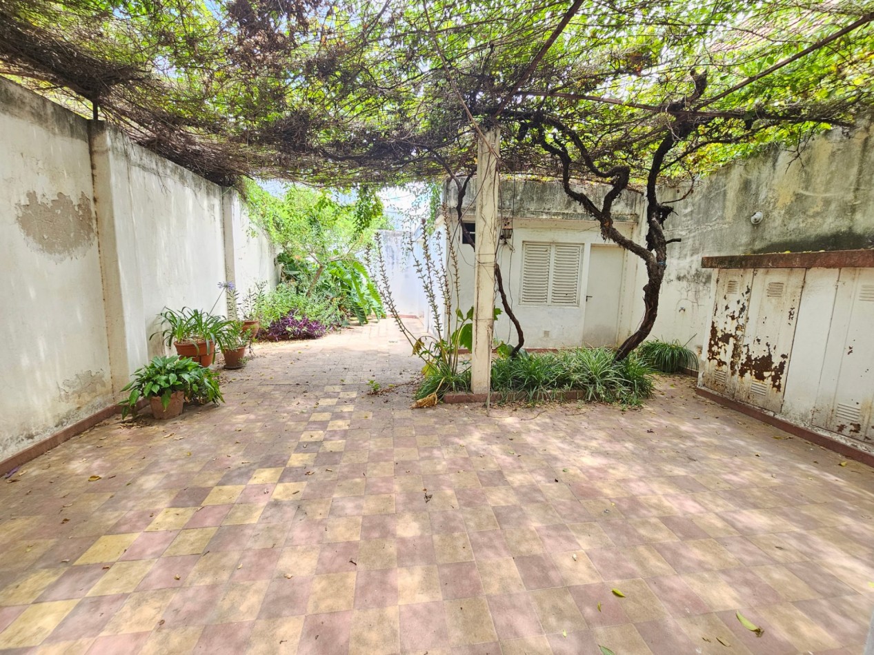 Casa 3 Dormitorios + Patio Propio + Consultorio | Alto Alberdi
