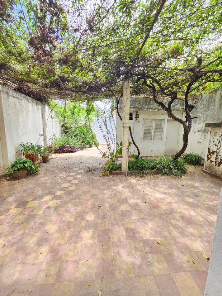 Casa 3 Dormitorios + Patio Propio + Consultorio | Alto Alberdi