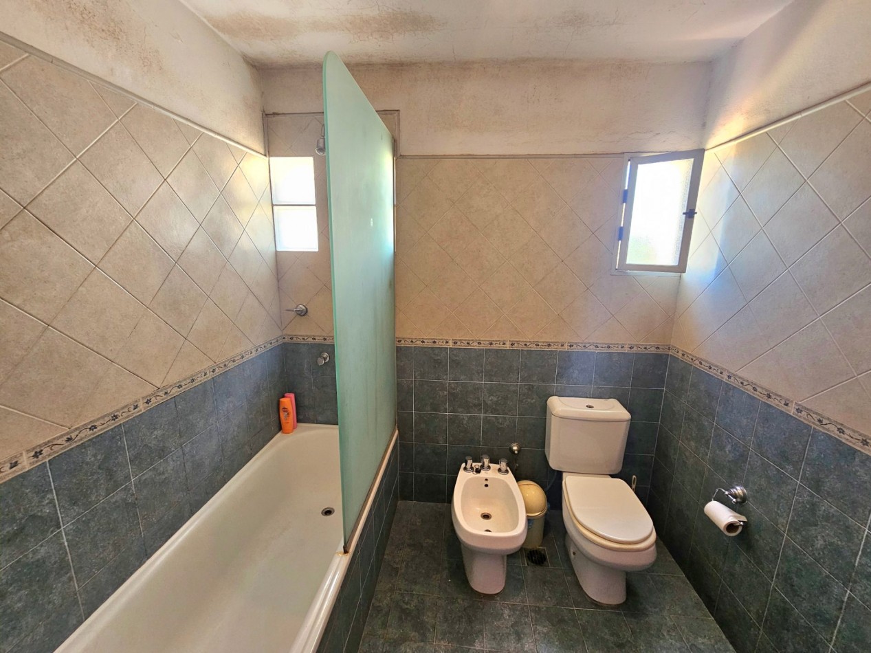 TEJAS DEL SUR I - CASA 3 DORM + ESCRITORIO - PILETA - LOTE 360M2