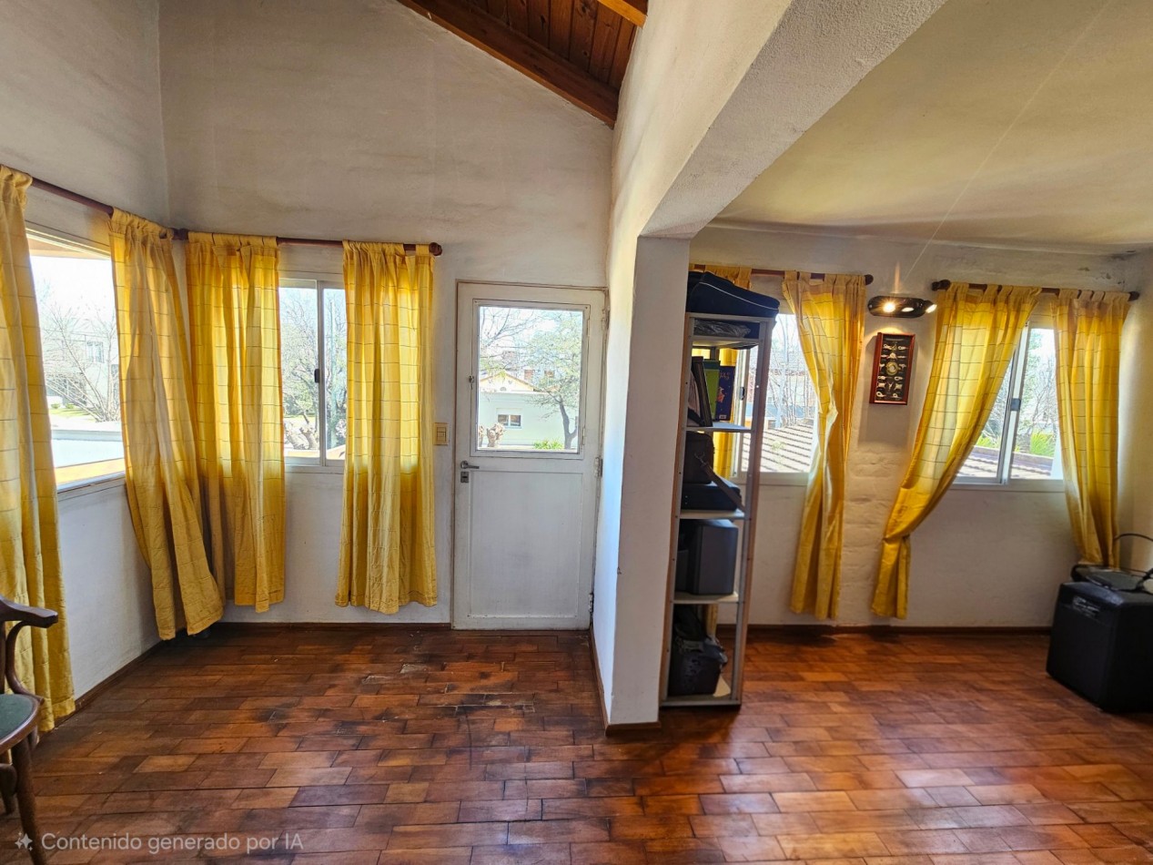 TEJAS DEL SUR I - CASA 3 DORM + ESCRITORIO - PILETA - LOTE 360M2