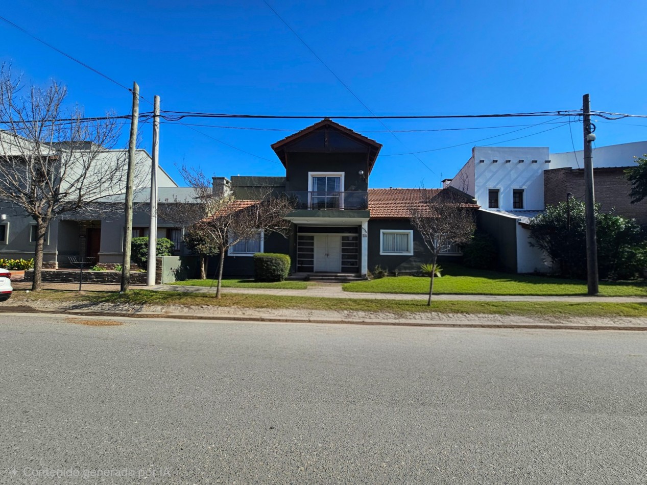 TEJAS DEL SUR I - CASA 3 DORM + ESCRITORIO - PILETA - LOTE 360M2