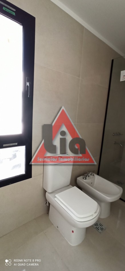 DUPLEX DE 182m2 c/PILETA - CAÑITAS -