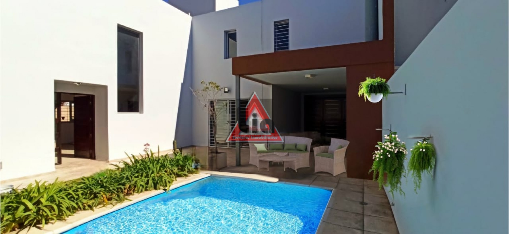 DUPLEX DE 182m2 c/PILETA - CAÑITAS -