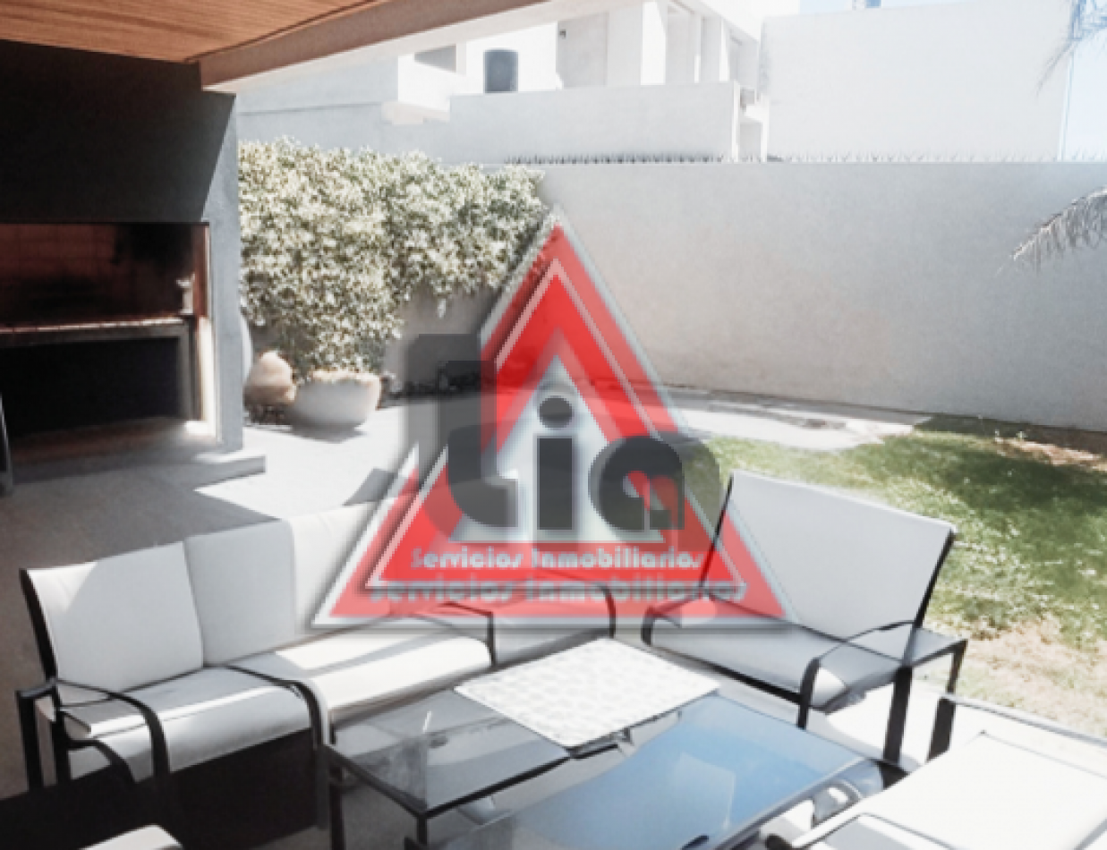 GEREENVILLE 2 - DUPLEX 3 DORMITORIOS C/PILETA -