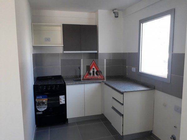 CENTRO ALBERDI- A ESTRENAR- 1 DOR C/2 BALCONES Y TERRAZA -