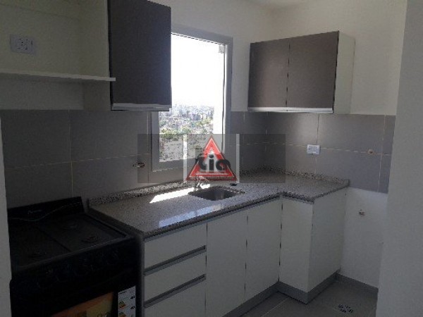 CENTRO ALBERDI- A ESTRENAR- 1 DOR C/2 BALCONES Y TERRAZA -