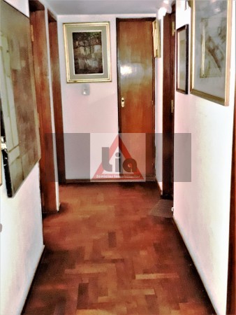 SEMIPISO FRENTE AL ARZOBISPADO CON COCHERA USD 149.000!!!