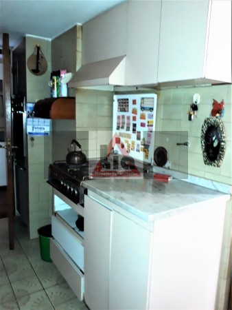 SEMIPISO FRENTE AL ARZOBISPADO CON COCHERA USD 149.000!!!