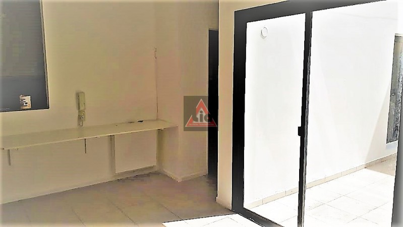 UN DORMI EN PLANTA BAJA CON PATIO - CENTRO -