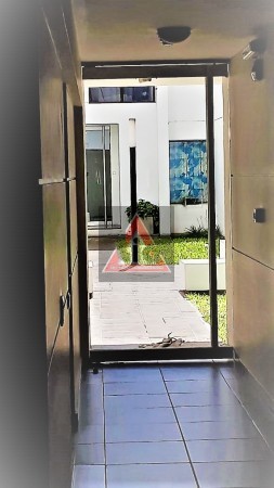 UN DORMI EN PLANTA BAJA CON PATIO - CENTRO -