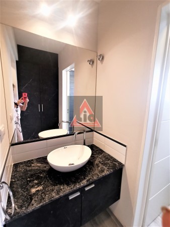 GREENVILLE 2 - CASA DE 3 DOR.CON PILETA Y ESCRITORIO -