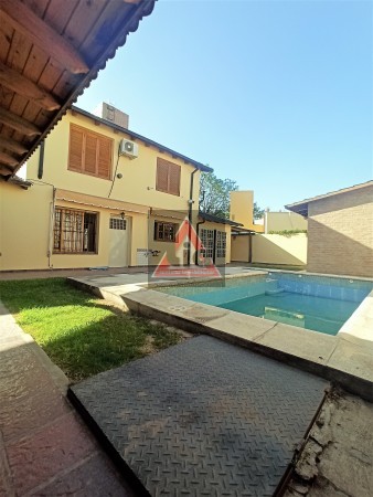 VIVI SEGURO EN TEJAS DEL SUR, CON LA CALIDEZ DE ESTA CASA CON PILETA..