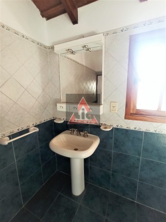 TEJAS DEL SUR - CASA 4 DORMITORIOS C/PILETA -