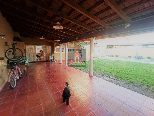 TEJAS 1 - CASA CON PILETA - LA MEJOR UBICACION -