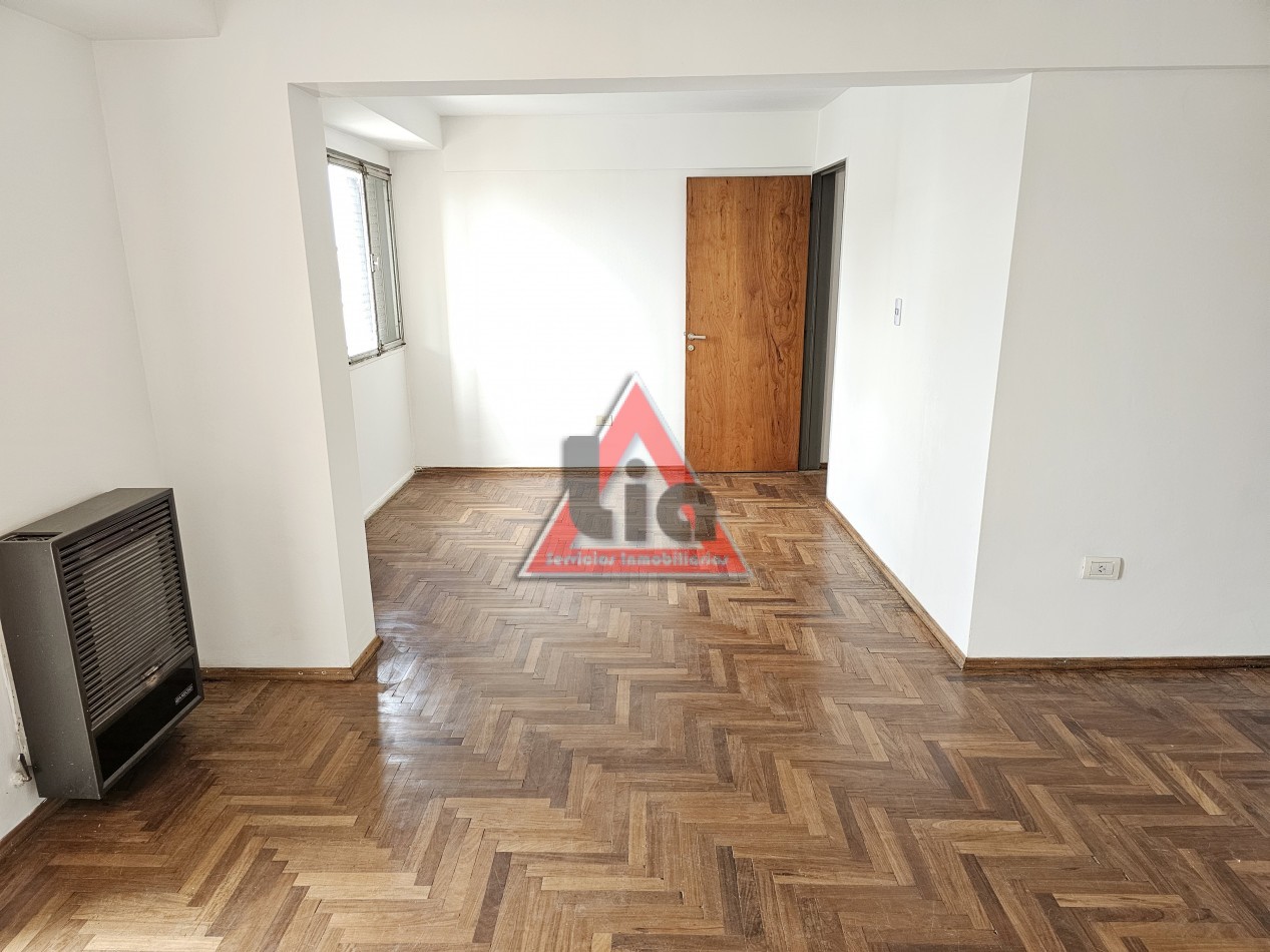 DEPARTAMENTO DOS DORMIS + DEPENDENCIA C/ COCHERA