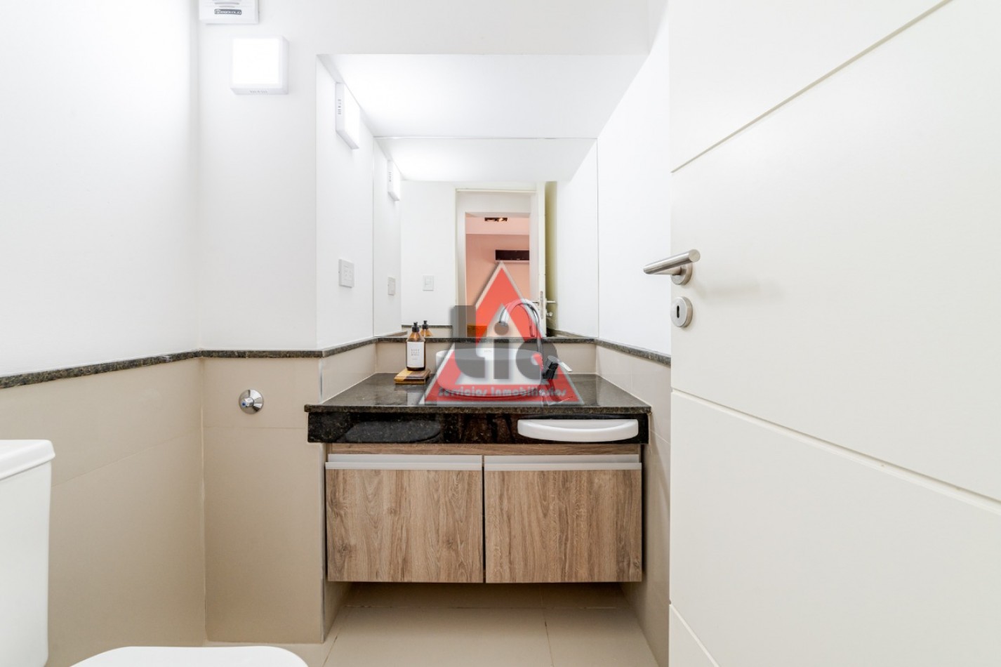 GREENVILLE 2 - DUPLEX PREMIUM - SE VENDE COMO ESTA EN LAS FOTOS-