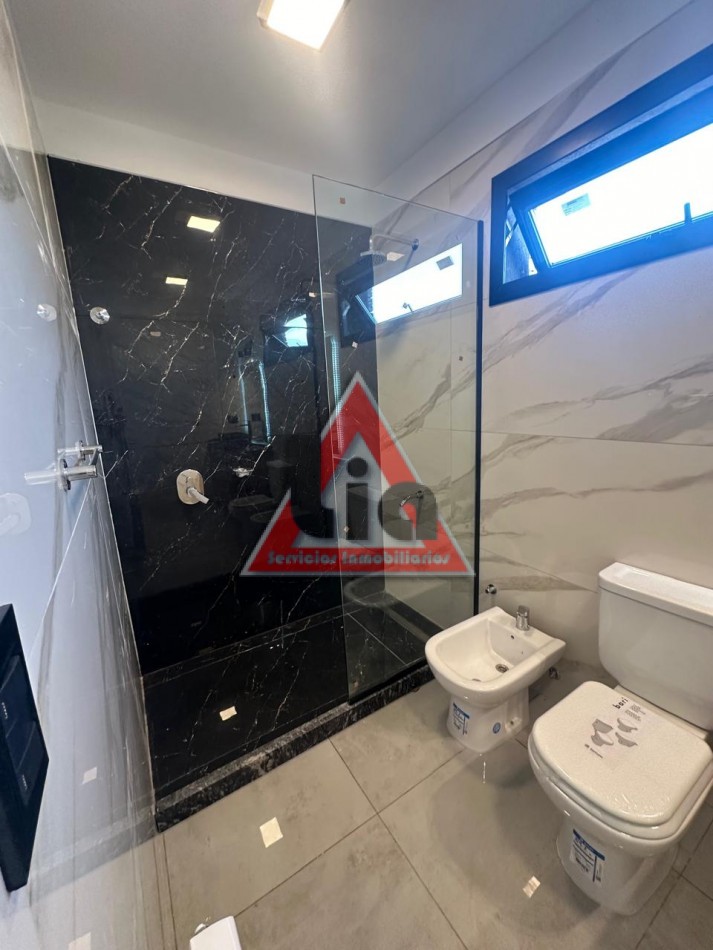 ¿SEGURIDAD, AREA RECREATIVA Y DISEñO ? ESTE ES TU DUPLEX AHORA CON PILE...