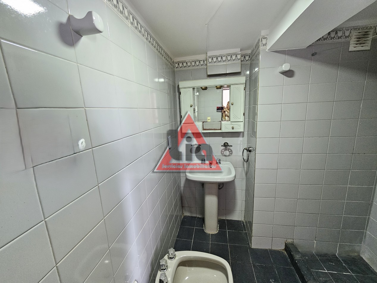 DEPARTAMENTO DOS DORMIS + DEPENDENCIA C/ COCHERA