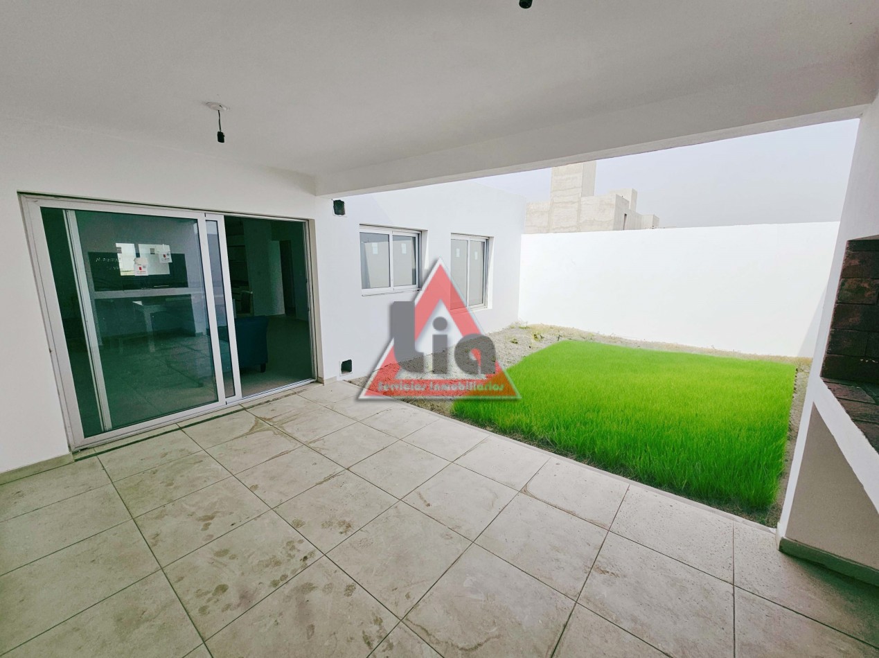 ¡ESTRENA Y ENTRA YA A ESTE DUPLEX COMPLETAMENTE EQUIPADO!