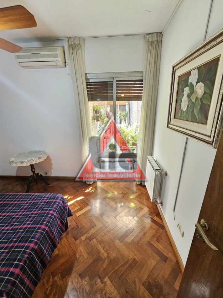 CASA USO COMERCIAL SOBRE AVENIDA RICHIERI / 561M2 TERRENO / 272m2 cubiertos