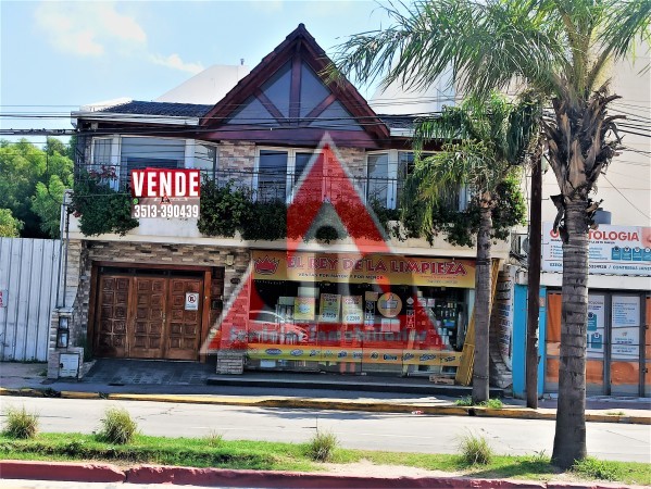 LOCAL COMERCIAL + CASA DE 3 DOR. EN PLANTA ALTA C/COCHERA X3