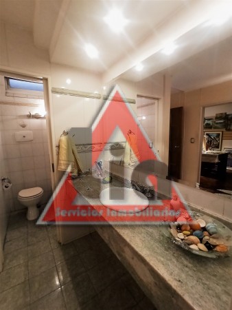 LOCAL COMERCIAL + CASA DE 3 DOR. EN PLANTA ALTA C/COCHERA X3