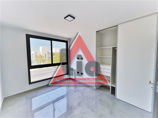 ¿SEGURIDAD, AREA RECREATIVA Y DISEñO ? ESTE ES TU DUPLEX AHORA CON PILE...