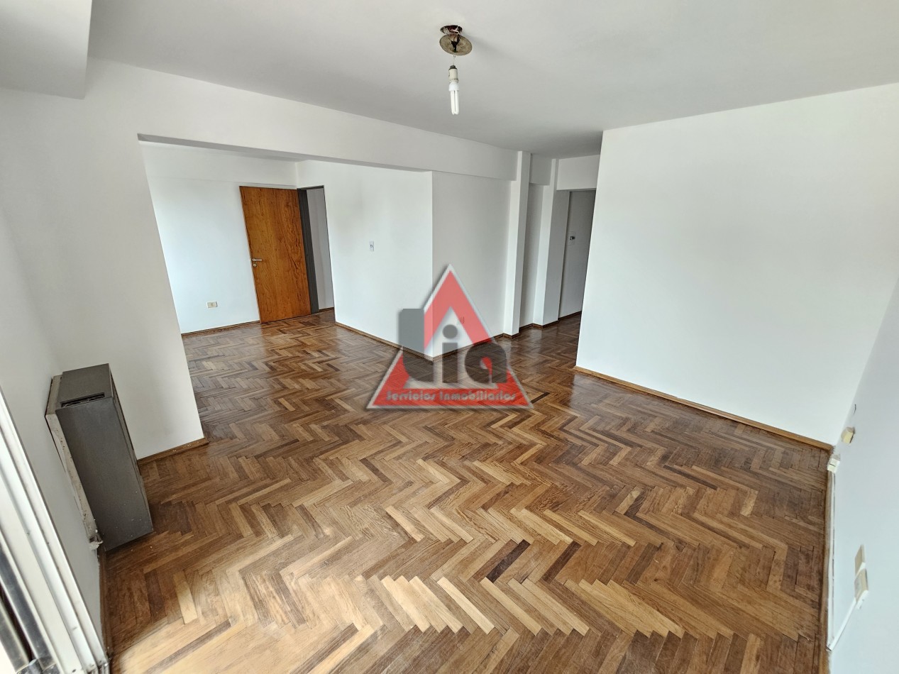 DEPARTAMENTO DOS DORMIS + DEPENDENCIA C/ COCHERA