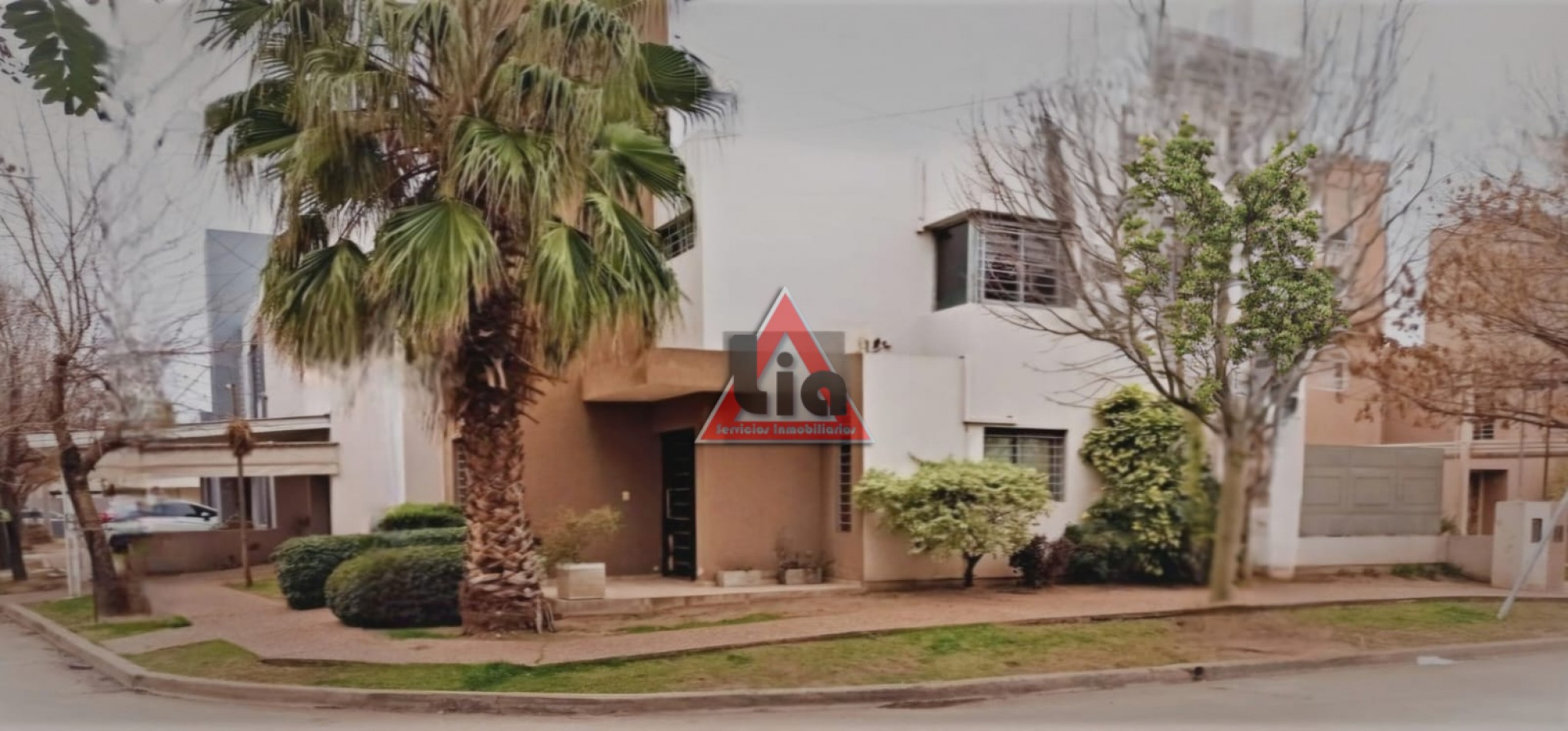 DUPLEX DE 182m2 c/PILETA - CAÑITAS -