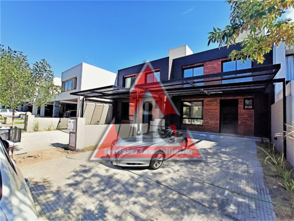 ¿SEGURIDAD, AREA RECREATIVA Y DISEñO ? ESTE ES TU DUPLEX AHORA CON PILE...
