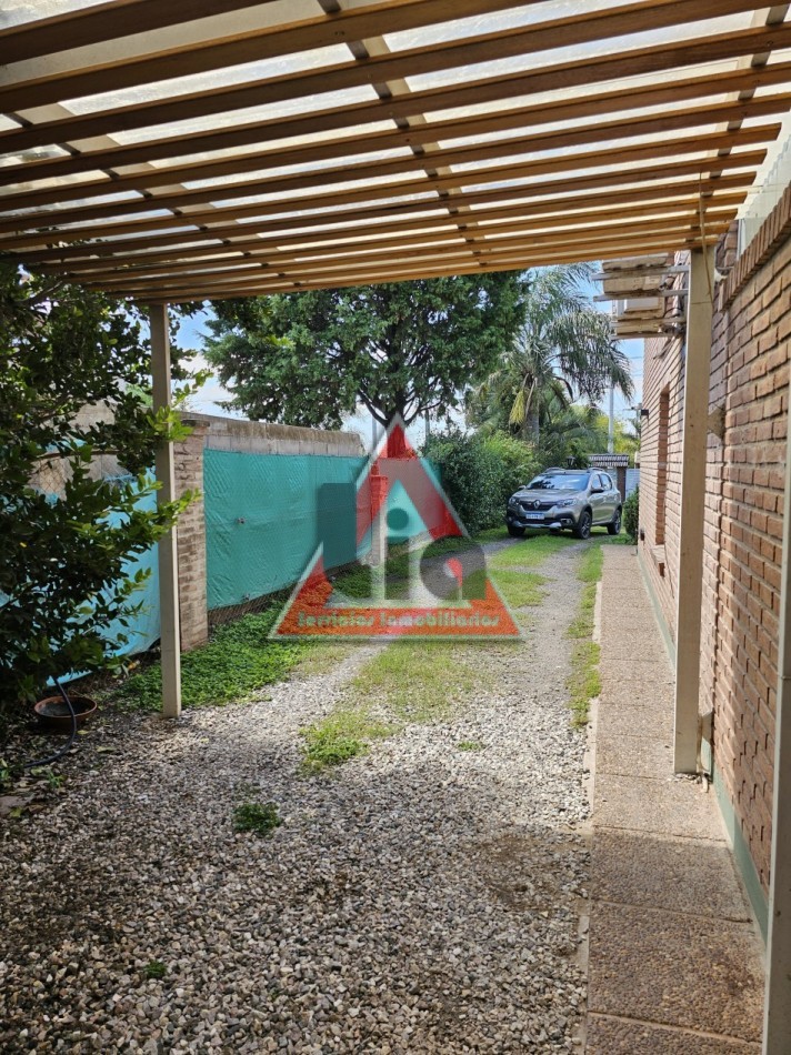 5000m2 de TERRENO CASA DE 300m2 + PARQUE Y PILETA