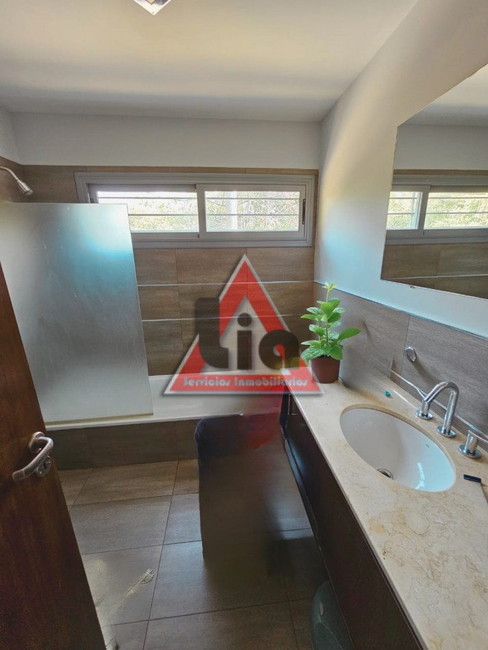 DUPLEX DE 182m2 c/PILETA - CAÑITAS -