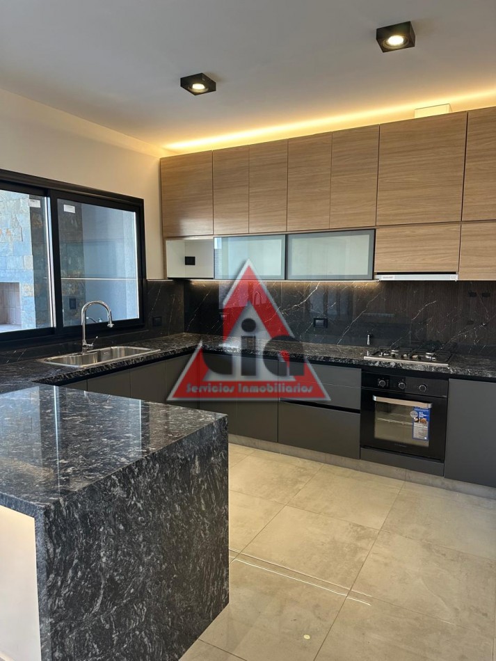 ¿SEGURIDAD, AREA RECREATIVA Y DISEñO ? ESTE ES TU DUPLEX AHORA CON PILE...