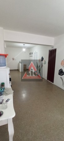 -COLÓN Y GRAL PAZ- LOCAL 65M2 ¿¿¿USD 22.000?? -GALERÍA BARRADO-