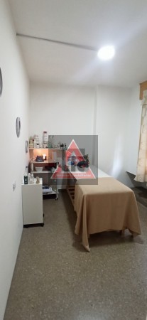 -COLÓN Y GRAL PAZ- LOCAL 65M2 ¿¿¿USD 22.000?? -GALERÍA BARRADO-
